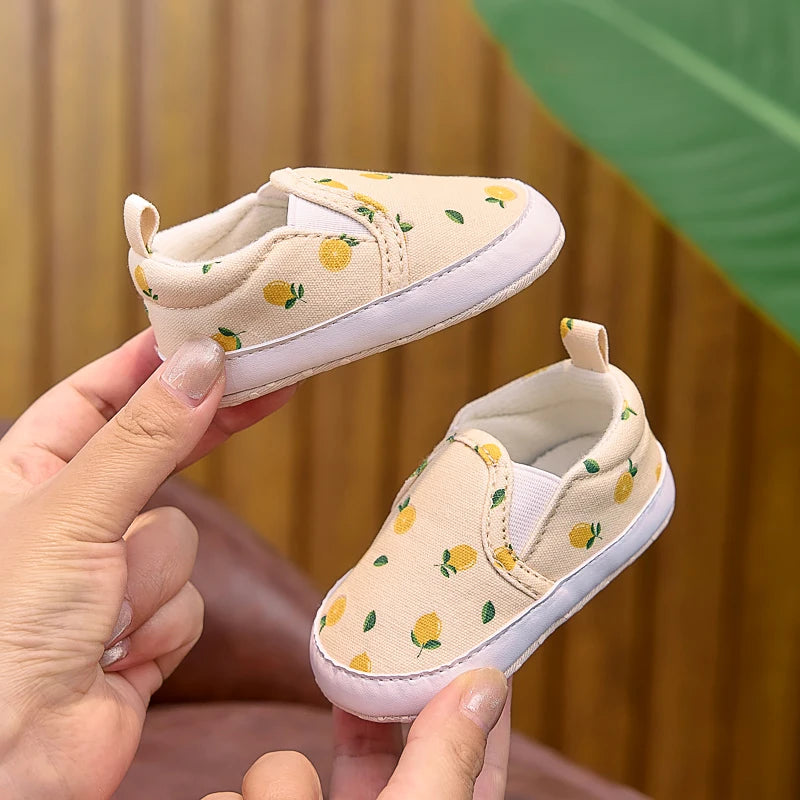 Baby Boy and Girl Toddler Shoes for Spring, Summer, and Autumn. Newborn Flat Shoes for 0-1 Year Olds, Soft-Soled Slip-Ons with Cute Fruit Patterns, Suitable for Both Indoor and Outdoor Use
