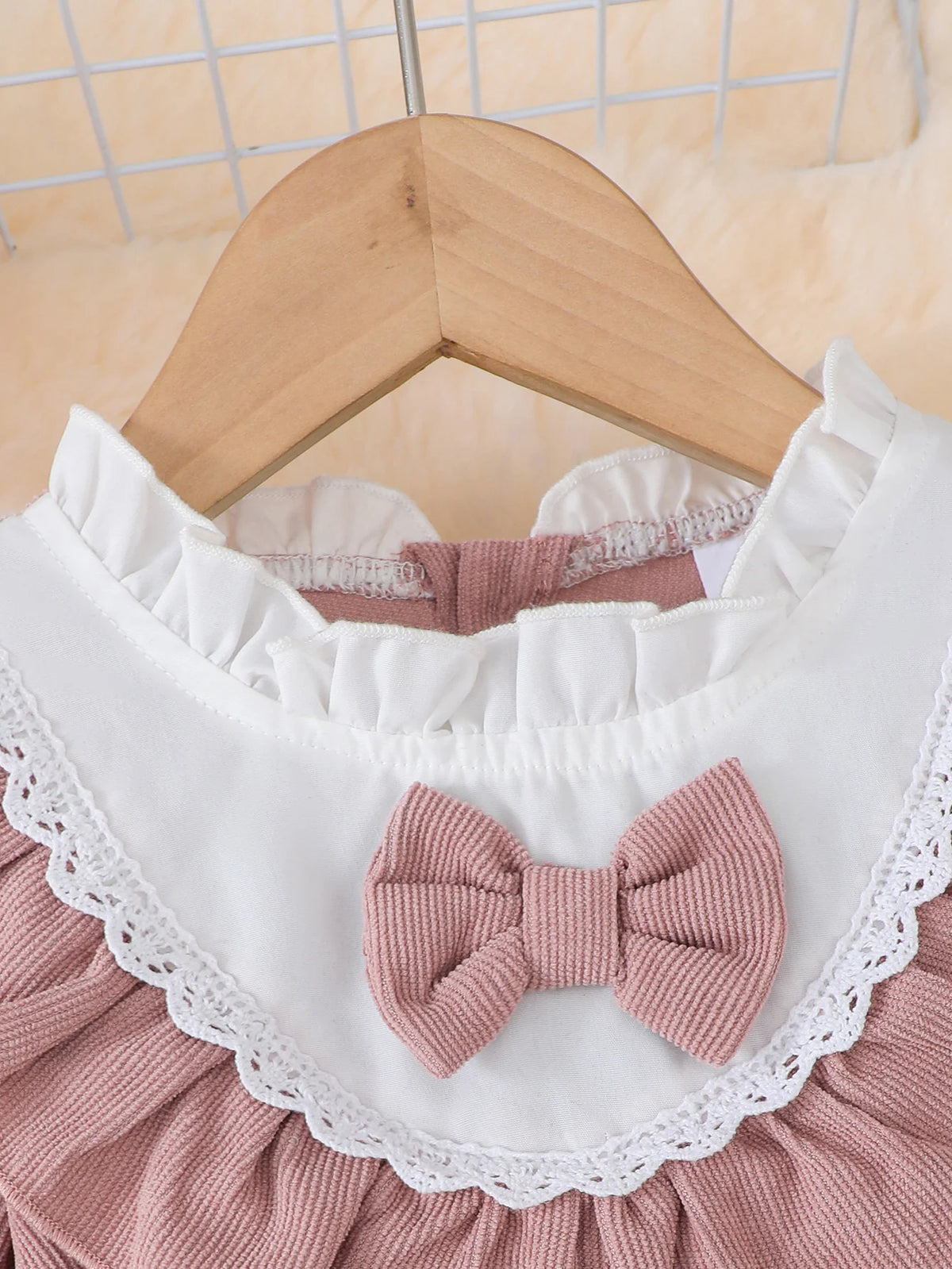 Baby Girl Dress Ruffle Edge Round Neck Color Blocked Bow Dress Suitable for Fashion Dresses for 0-3 Year Old Baby Girls
