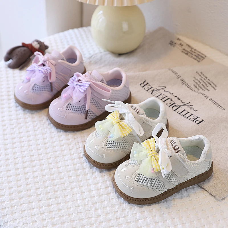 Girls Casual Shoes Spring Summer Children Hollow Sneakers with Cut-outs Breathable Holes Cute Bow-knot Soft Comfortable Sweet