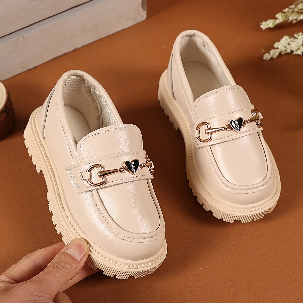 Girls Leather Shoes Soild Color Versatile Kids Flats T-strap Soft Sole 2025 Spring Autumn New Children Casual Shoes Non-slip