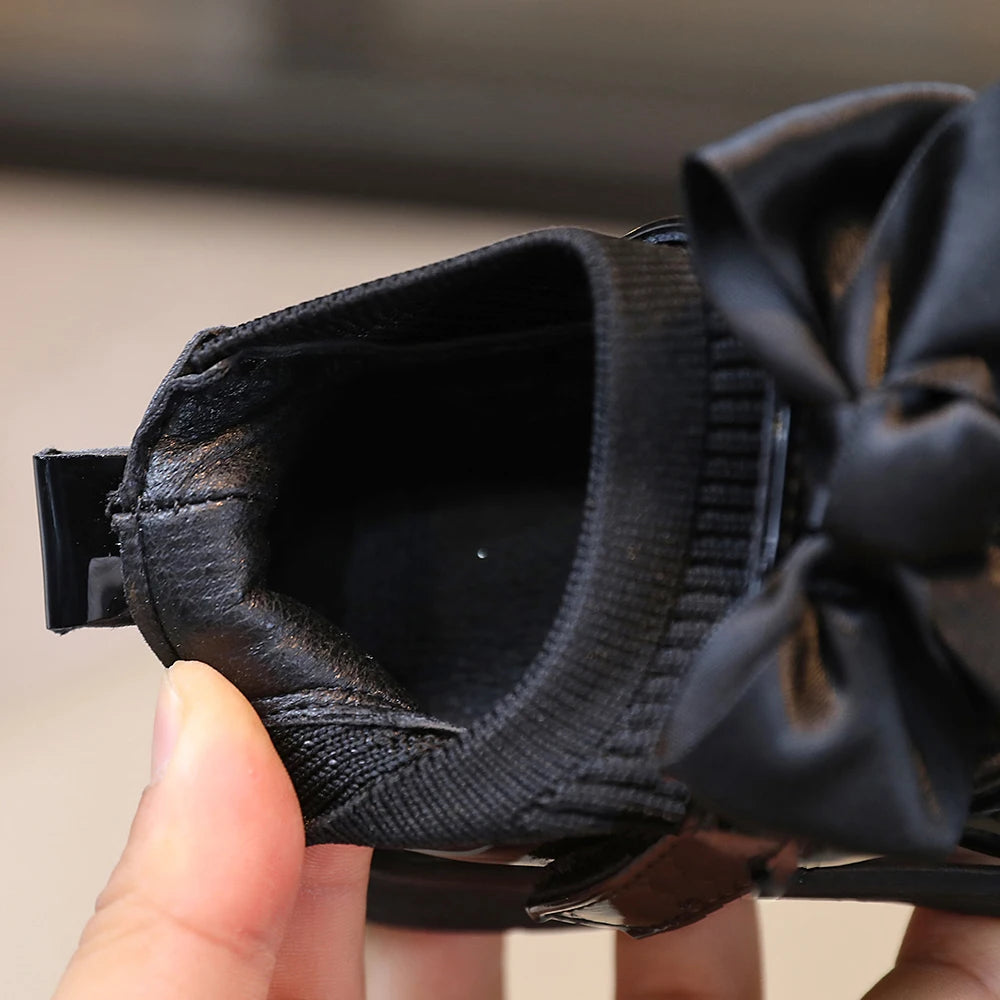 Reagan COMFY KIDS Kids Black Glossy Leather Shoes With Bow