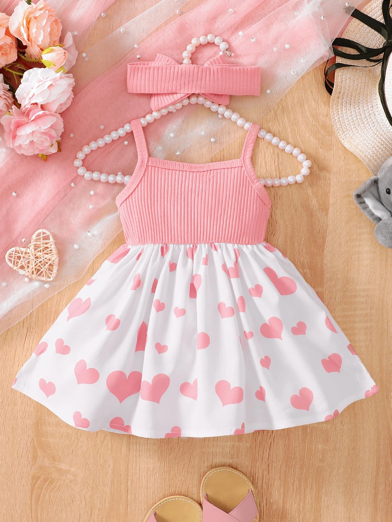 Fashionable baby girl summer trend cute heart with cartoon elephant suspender dress