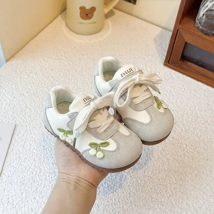2026 New Girls Fashion Flower Design Casual Shoes Kids Non Slip Comfortable Student Sneakers Outdoor Breathable Sports Shoes