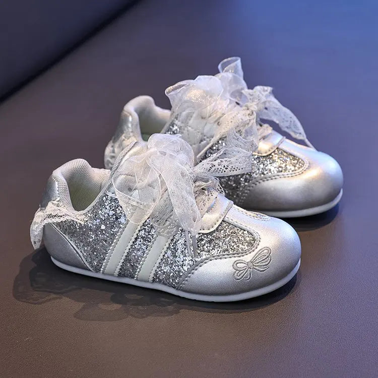 2026 Girls' Spring/Summer New Style Sneakers Pink Cute Flower, Fashion Versatile Casual Shoes, Lace Bow Cute, Non-Slip Soft Sole