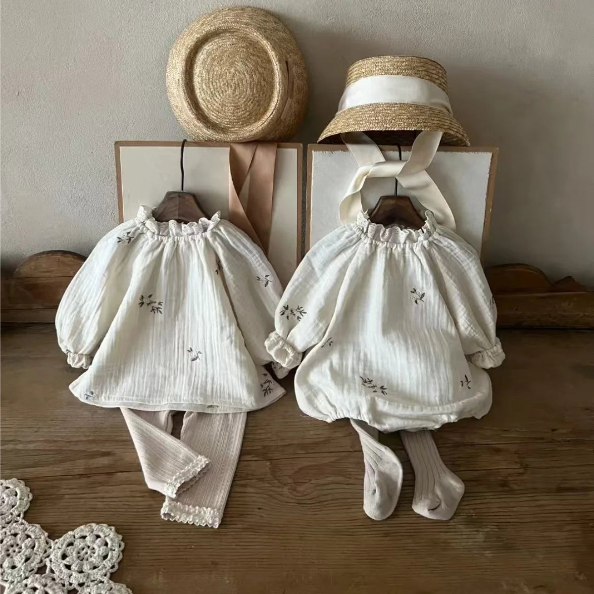 Jazmine Flower Embroidery Long Sleeve Tops