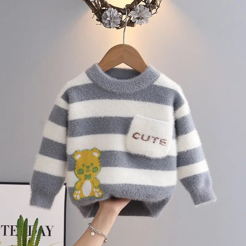 Gerald Winter New Fashion Warm Sweater - GuGuTon baby store - Baby Fashion - Toddlers Outfits - Babies Outfits - Toddler Clothes - Kids Clothing - Newborn Clothes - Newborn Wear - Kids Wear - Trending Clothes - Trending Outfits - Fall Fashion - Winter Fashion - Girls Clothes - Boys Clothes - Babies Wear - Kids Accessories - KidsWear - Summer Clothes - Summer Fashion - Summer Trend - Falls Sweaters - Tops - Bottom - Jeans - Blouse - Dresses - Newborn Dresses - Toys