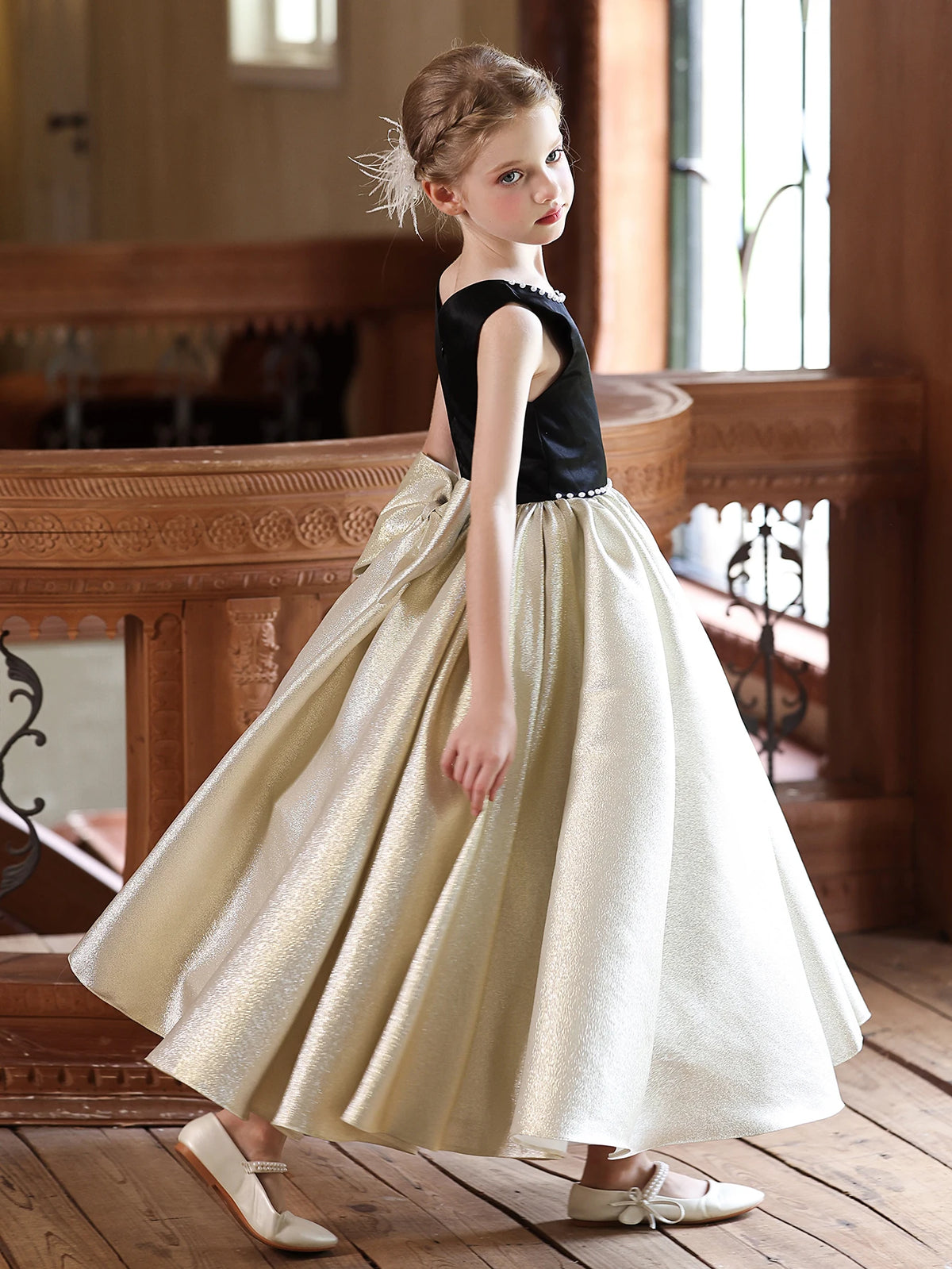Girl's Dress With Bow And Small V-Neck Elegant Princess Dress Suitable For Birthday Parties Dances Party Performances