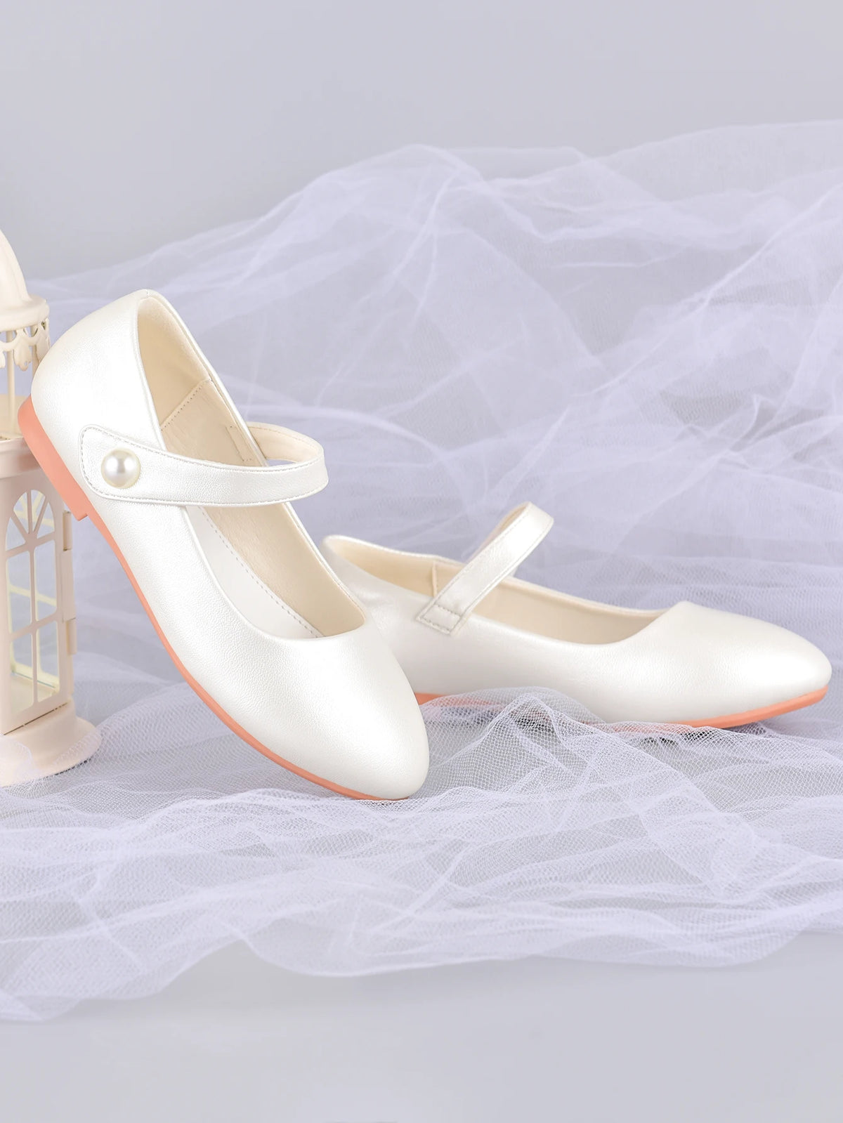Girl's white princess shoes, suitable for children's performance dress with formal dress shoes