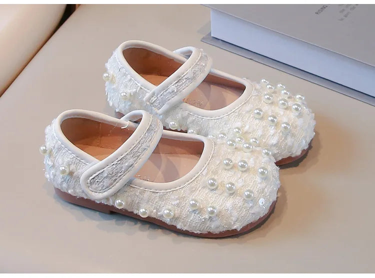 Girls Dance Shoes Elegant Round Toes Kids Flat Shoes Non-slip Soft Sole 2025 New Girls Princess Shoes with Sweet Pearl Ins Trend