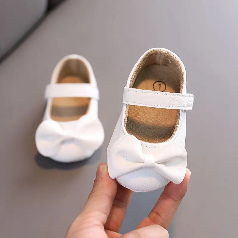Baby Girl Casual and Comfortable Solid Color Mary Jane Shoes