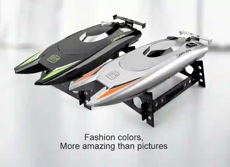30KM/H RC Boat - Dual Motor Waterproof with Remote Control