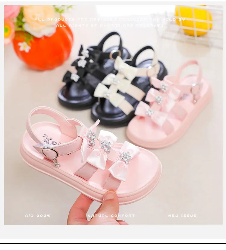 Girls Beach Shoes with Sweet Bows Soft Sole Kids Sandals Versatile 2025 Summer New Children Princess Shoes