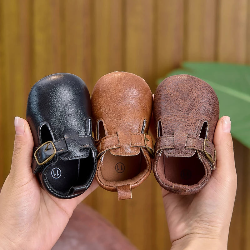 0-1 Year Old Baby Girl Flat Shoes, Spring, Autumn, and Summer 0-6-12 Months Soft-Soled Fashionable Solid Color Pu Hollow-Out Baby Girl Walking Shoes, Suitable for Daily Indoor and Outdoor Use