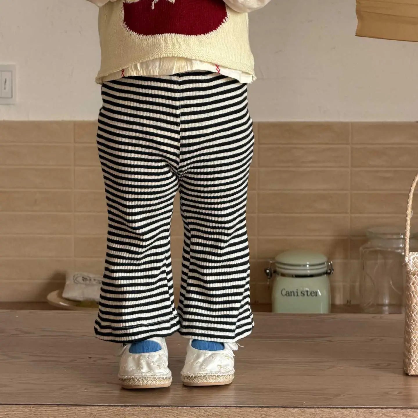 Miguelina Long Sleeve Solid Cute Tops