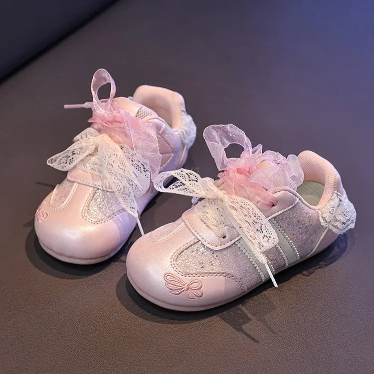 2026 Girls' Spring/Summer New Style Sneakers Pink Cute Flower, Fashion Versatile Casual Shoes, Lace Bow Cute, Non-Slip Soft Sole