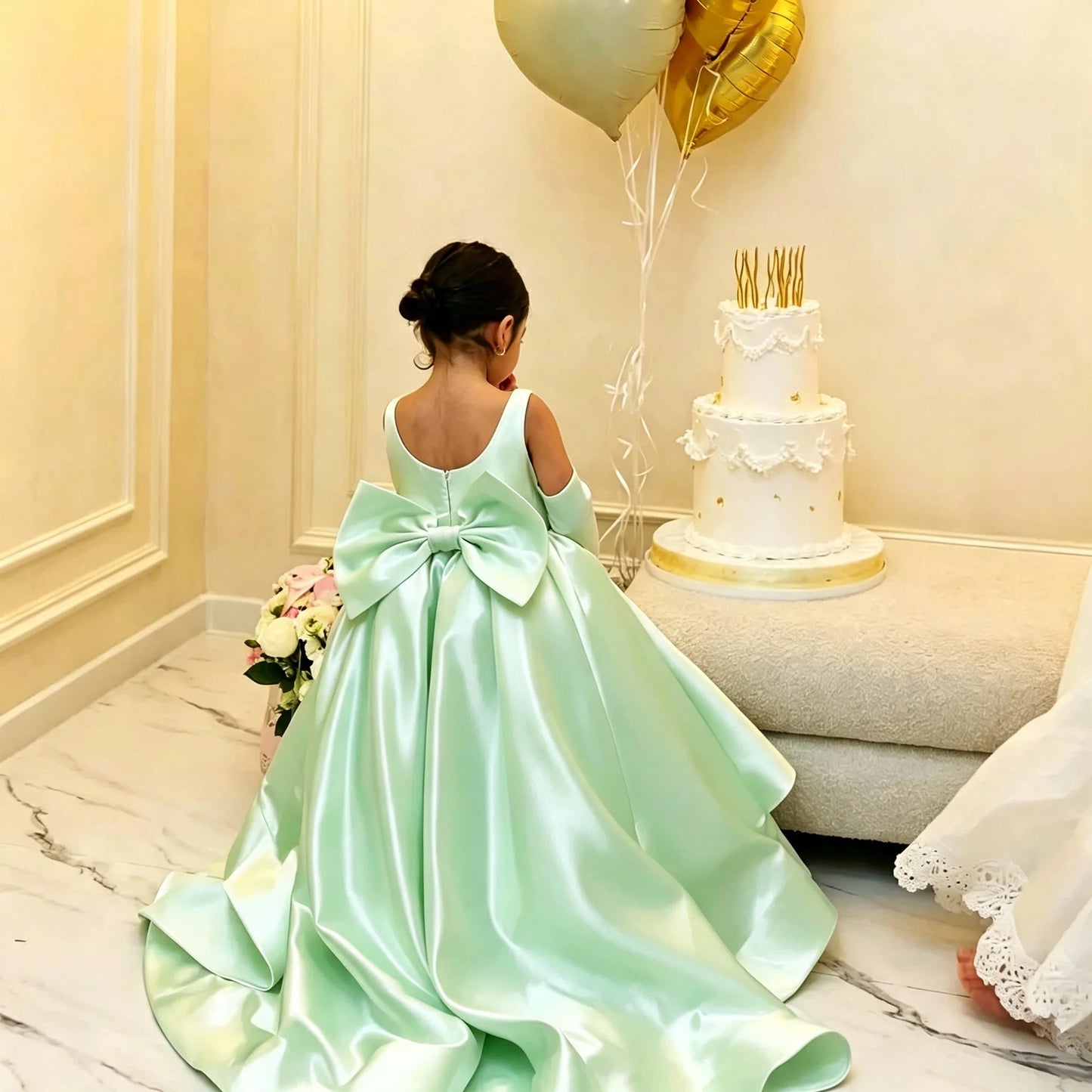 Flower Girl Dress White Satin A-Line Bow Back Long Train Flower Girl Gown Toddler Wedding Pageant Events Customized Wholesale
