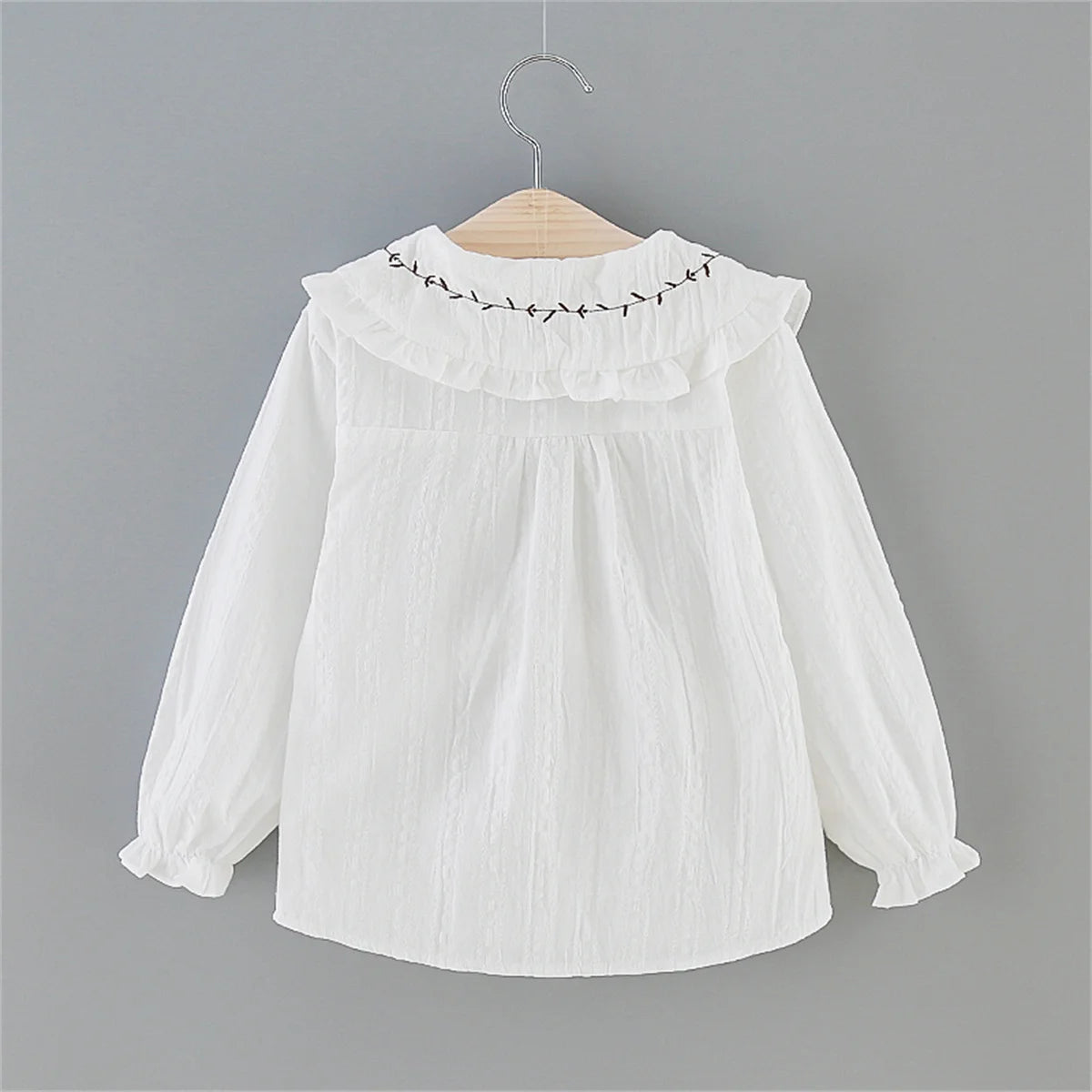 Pamela Solid Color College Leaf Collar Cute Top