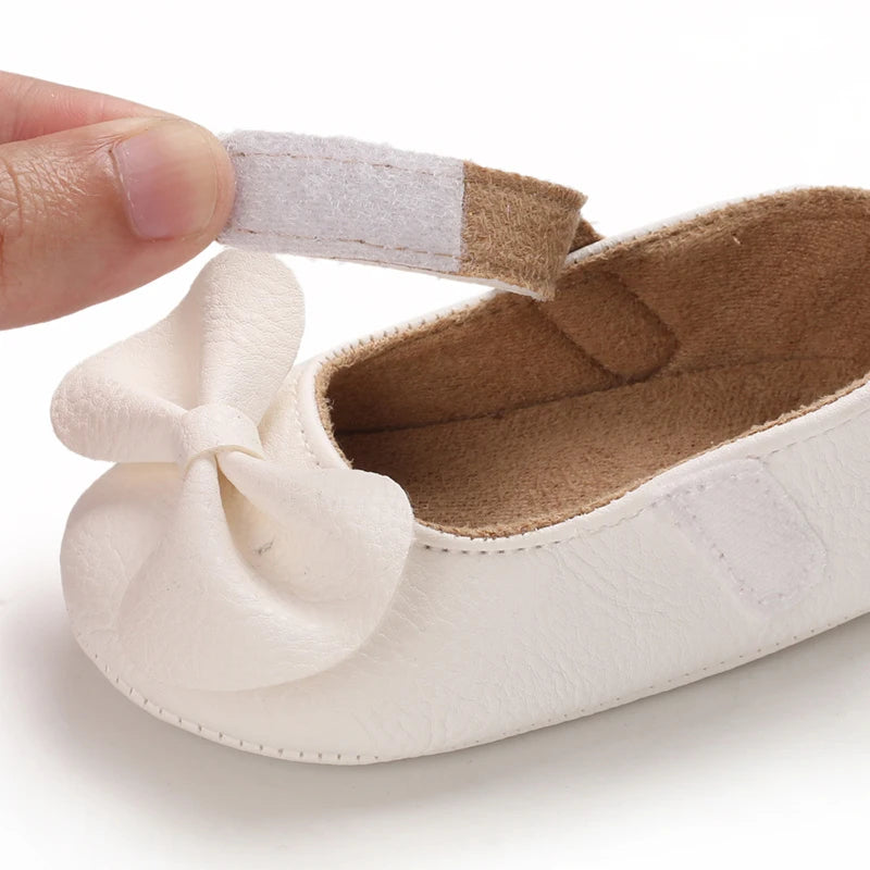 Baby Girl Casual and Comfortable Solid Color Mary Jane Shoes