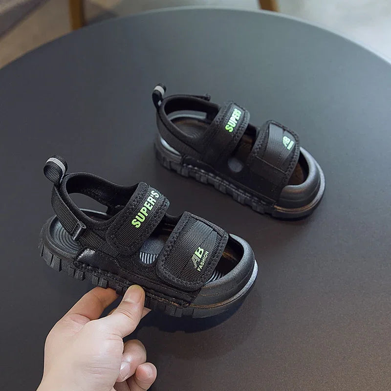 New Boys Sandals Casual Bottom Breathable Children Shoes - GuGuTon baby store - Baby Fashion - Toddlers Outfits - Babies Outfits - Toddler Clothes - Kids Clothing - Newborn Clothes - Newborn Wear - Kids Wear - Trending Clothes - Trending Outfits - Fall Fashion - Winter Fashion - Girls Clothes - Boys Clothes - Babies Wear - Kids Accessories - KidsWear - Summer Clothes - Summer Fashion - Summer Trend - Falls Sweaters - Tops - Bottom - Jeans - Blouse - Dresses - Newborn Dresses - Toys