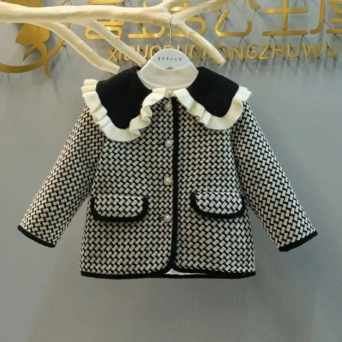 Francia Girl Winter Children Large Lape Fashion - GuGuTon baby store - Baby Fashion - Toddlers Outfits - Babies Outfits - Toddler Clothes - Kids Clothing - Newborn Clothes - Newborn Wear - Kids Wear - Trending Clothes - Trending Outfits - Fall Fashion - Winter Fashion - Girls Clothes - Boys Clothes - Babies Wear - Kids Accessories - KidsWear - Summer Clothes - Summer Fashion - Summer Trend - Falls Sweaters - Tops - Bottom - Jeans - Blouse - Dresses - Newborn Dresses - Toys