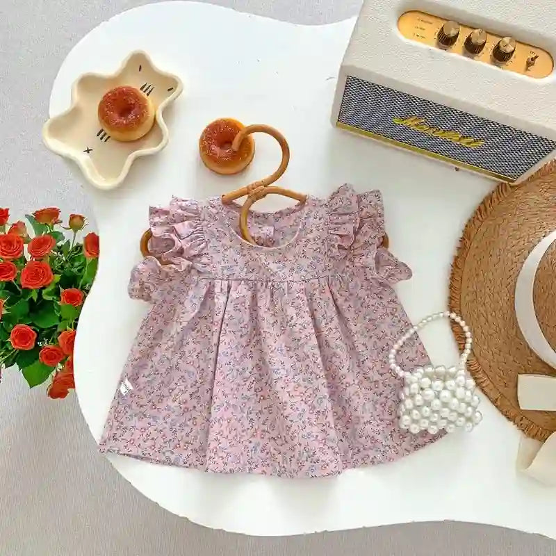 Pamela Short Sleeved Cute Flower Tops