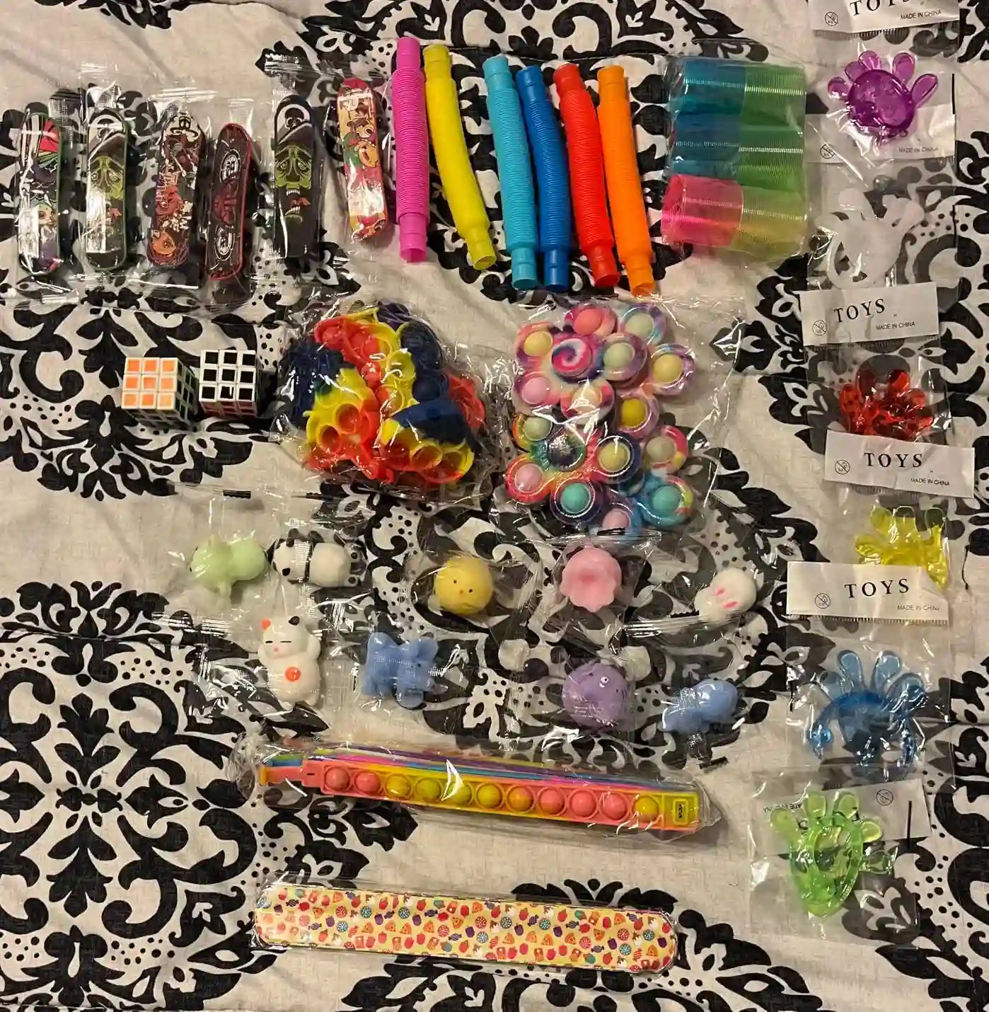 Joyfy 60 Pack Fidget Toys for Stress Relief