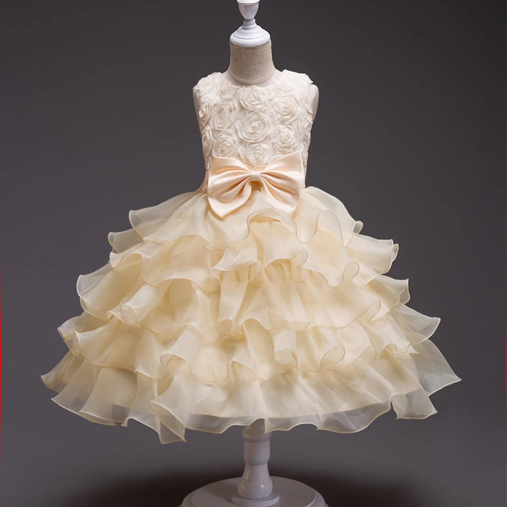 Girl's bow dress A dress with suspenders Rose flower girl wedding dress