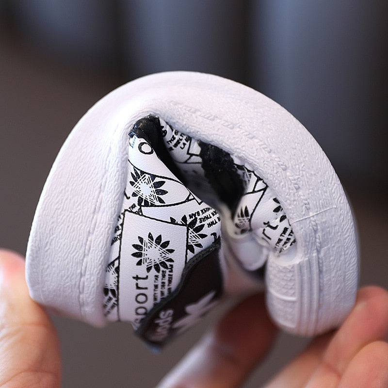 and Boys Anti-slip Bottom Baby Sneaker Casual Flat Shoes - GuGuTon baby store - Baby Fashion - Toddlers Outfits - Babies Outfits - Toddler Clothes - Kids Clothing - Newborn Clothes - Newborn Wear - Kids Wear - Trending Clothes - Trending Outfits - Fall Fashion - Winter Fashion - Girls Clothes - Boys Clothes - Babies Wear - Kids Accessories - KidsWear - Summer Clothes - Summer Fashion - Summer Trend - Falls Sweaters - Tops - Bottom - Jeans - Blouse - Dresses - Newborn Dresses - Toys