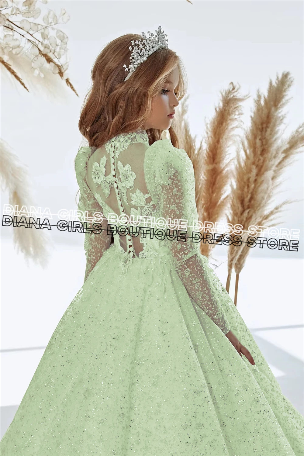 White Elegant Princess Flowers Girl Dress with Belt Lace Embroidery
