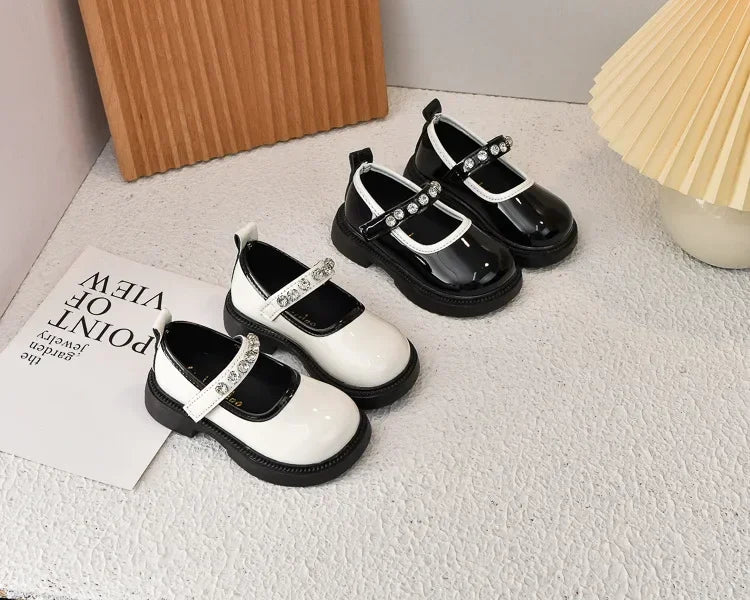 Girls Performance Shoes Round Toes Glossy 2025 Spring Autumn Kids Leather Shoes Pu Soft Sole Girls Flat Shoes Non-slip Ins Trend