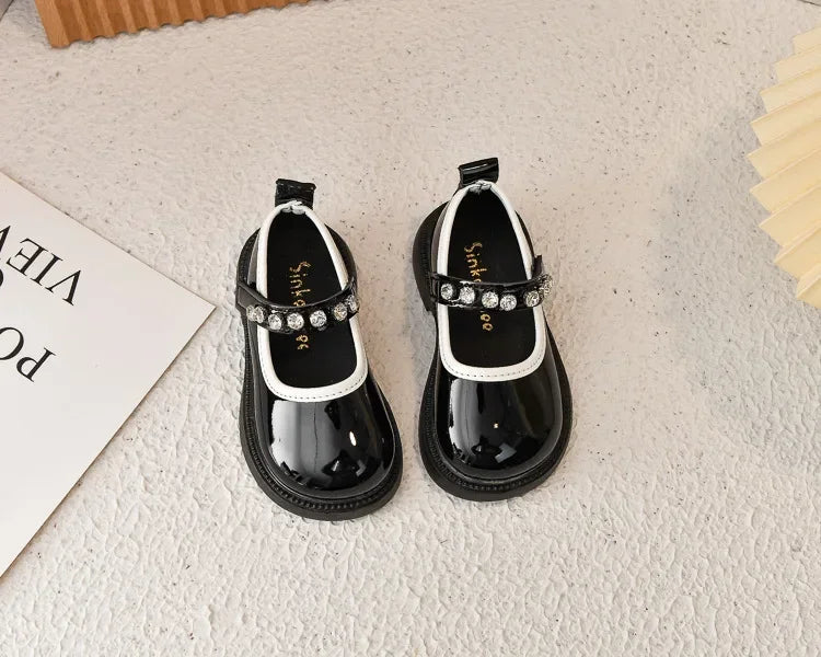 Girls Performance Shoes Round Toes Glossy 2025 Spring Autumn Kids Leather Shoes Pu Soft Sole Girls Flat Shoes Non-slip Ins Trend