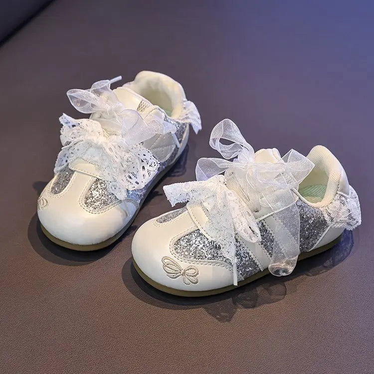 2026 Girls' Spring/Summer New Style Sneakers Pink Cute Flower, Fashion Versatile Casual Shoes, Lace Bow Cute, Non-Slip Soft Sole