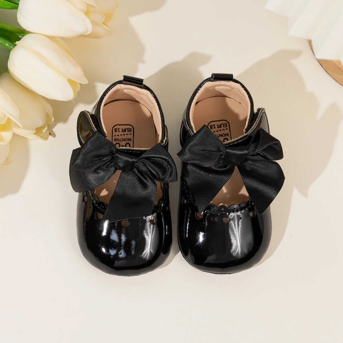Newborn Baby Girl Shoes Soft Sole Infant Toddler Mary Jane Flats Princess Bowknot Patent Leather Dress Shoes Wedding Party Gift