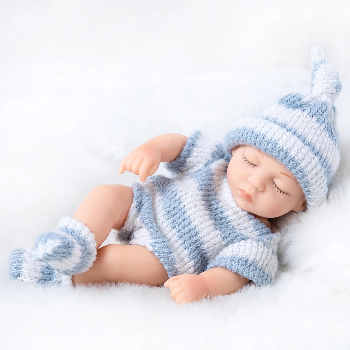 Mini 7 Inch Reborn Doll  Sleeping Baby Doll 19cm Born Dolls Baby Toys ,The Best Gift for Girls.