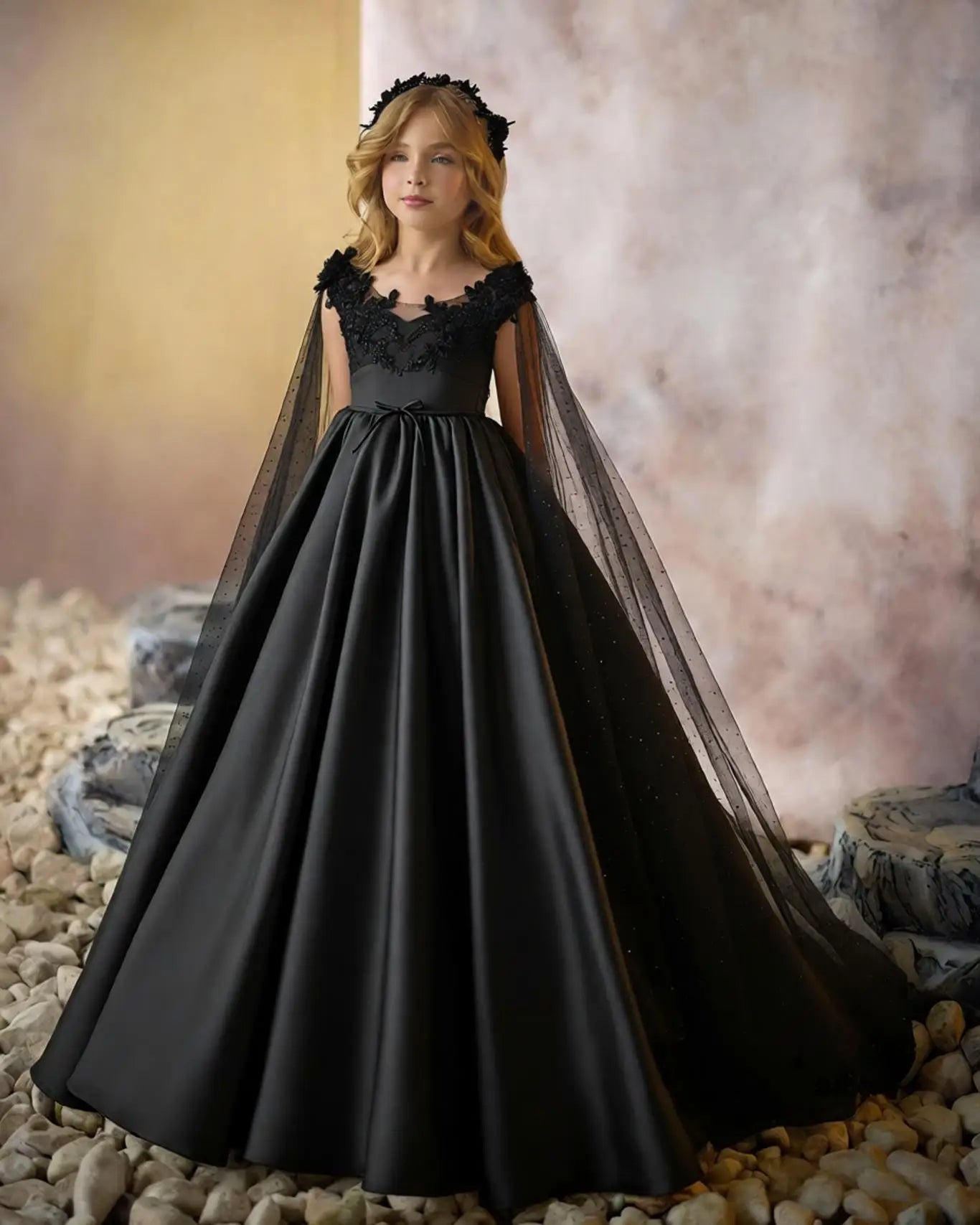 Elegant White Flower Girl Dresses With Wrap Customized Appliqued Litter Girls
