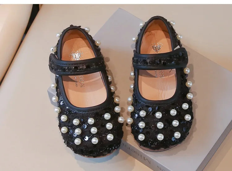Girls Dance Shoes Elegant Round Toes Kids Flat Shoes Non-slip Soft Sole 2025 New Girls Princess Shoes with Sweet Pearl Ins Trend
