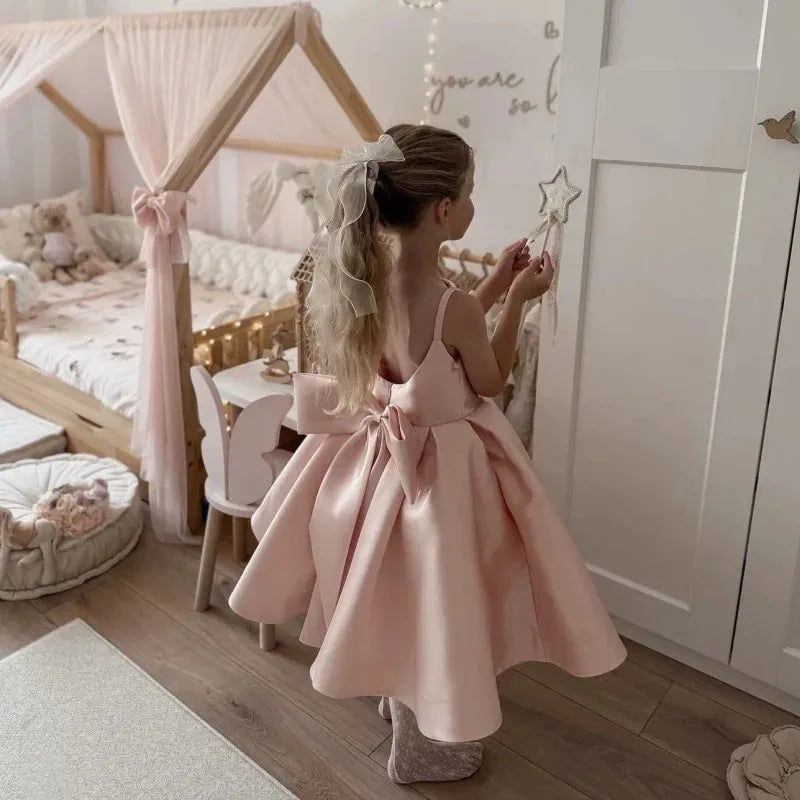 Pink Flower Girl Dress, Elegant Party Dress, Oversized Bow, Ideal Choice for Special Occasions, Birthday Parties