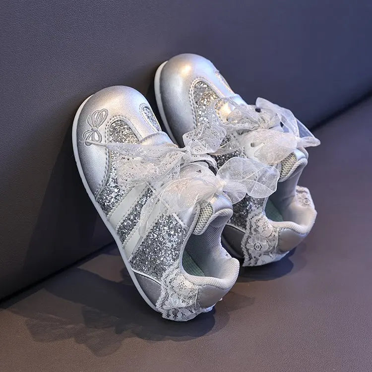 2026 Girls' Spring/Summer New Style Sneakers Pink Cute Flower, Fashion Versatile Casual Shoes, Lace Bow Cute, Non-Slip Soft Sole