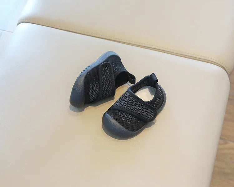 Baby Boys Girls Walking Shoes Spring Autumn Kids Casual Shoes Mesh Children Soft Sole Anti Slip Infant Newborn Knitted Shoes