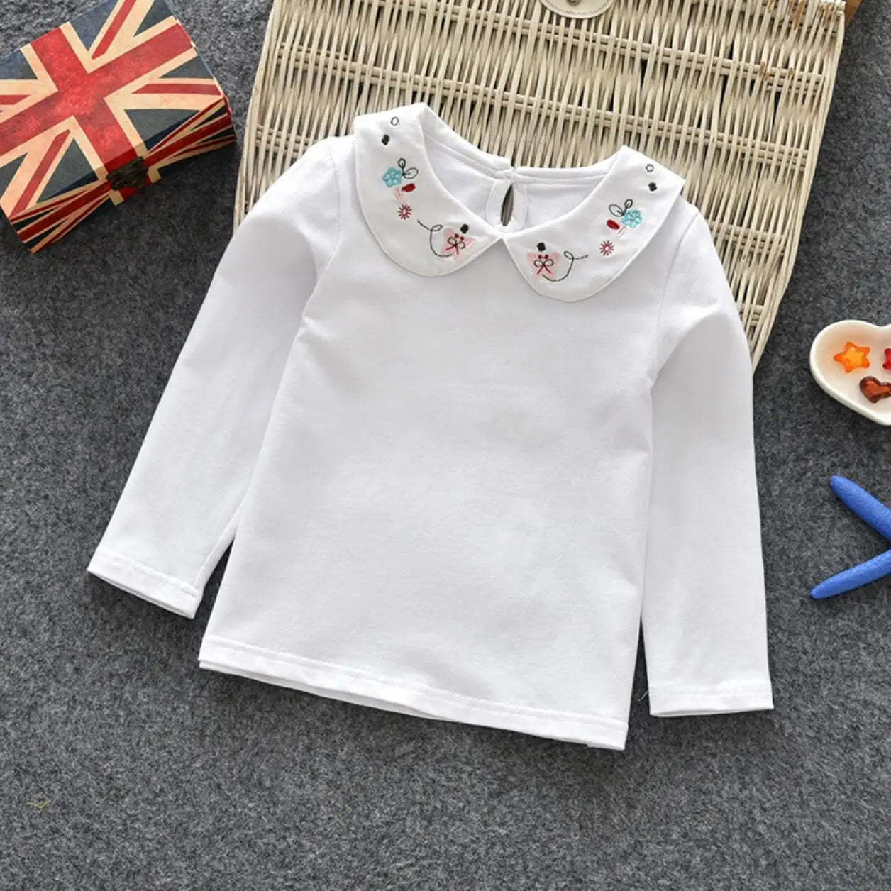 Olga Vintage Petal Collar Floral Embroidery Top