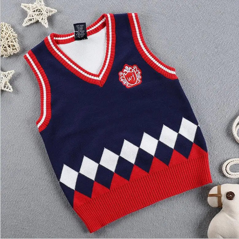 Patricio New Baby Boys V-neck Sweater - GuGuTon baby store - Baby Fashion - Toddlers Outfits - Babies Outfits - Toddler Clothes - Kids Clothing - Newborn Clothes - Newborn Wear - Kids Wear - Trending Clothes - Trending Outfits - Fall Fashion - Winter Fashion - Girls Clothes - Boys Clothes - Babies Wear - Kids Accessories - KidsWear - Summer Clothes - Summer Fashion - Summer Trend - Falls Sweaters - Tops - Bottom - Jeans - Blouse - Dresses - Newborn Dresses - Toys