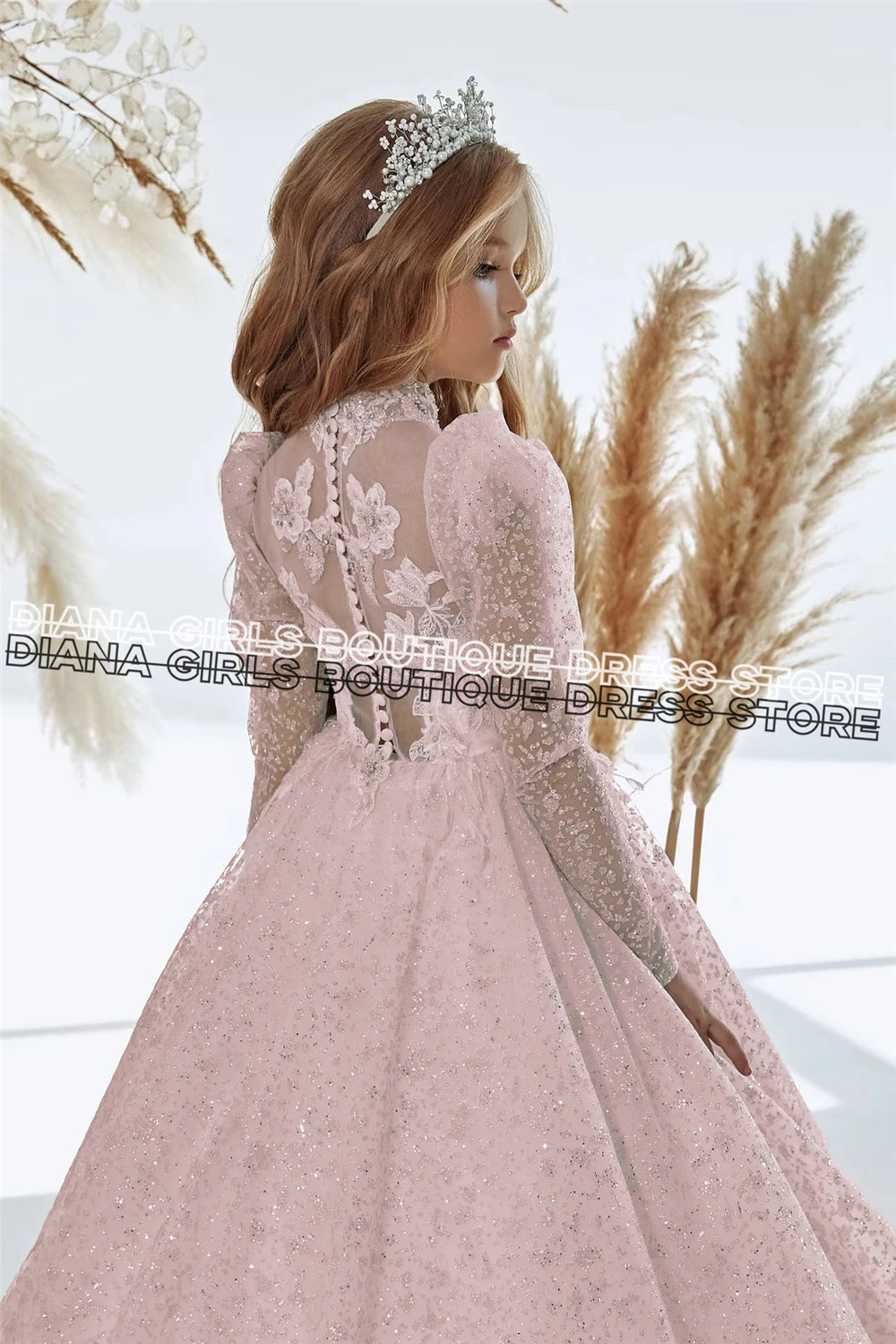 White Elegant Princess Flowers Girl Dress with Belt Lace Embroidery
