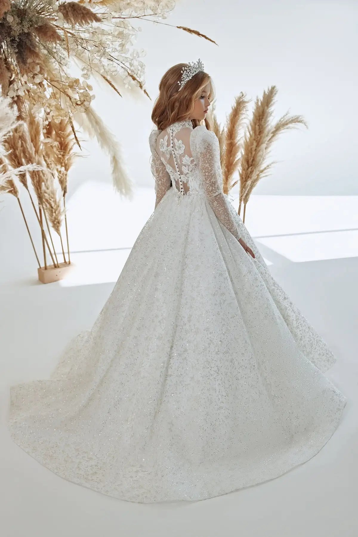 White Elegant Princess Flowers Girl Dress with Belt Lace Embroidery