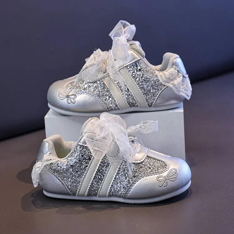 2026 Girls' Spring/Summer New Style Sneakers Pink Cute Flower, Fashion Versatile Casual Shoes, Lace Bow Cute, Non-Slip Soft Sole