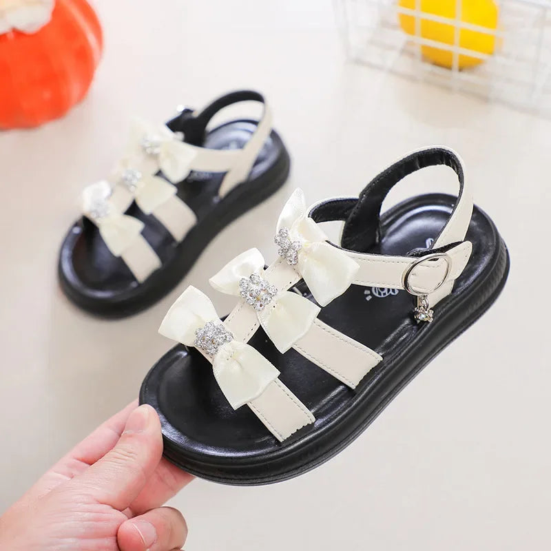 Girls Beach Shoes with Sweet Bows Soft Sole Kids Sandals Versatile 2025 Summer New Children Princess Shoes