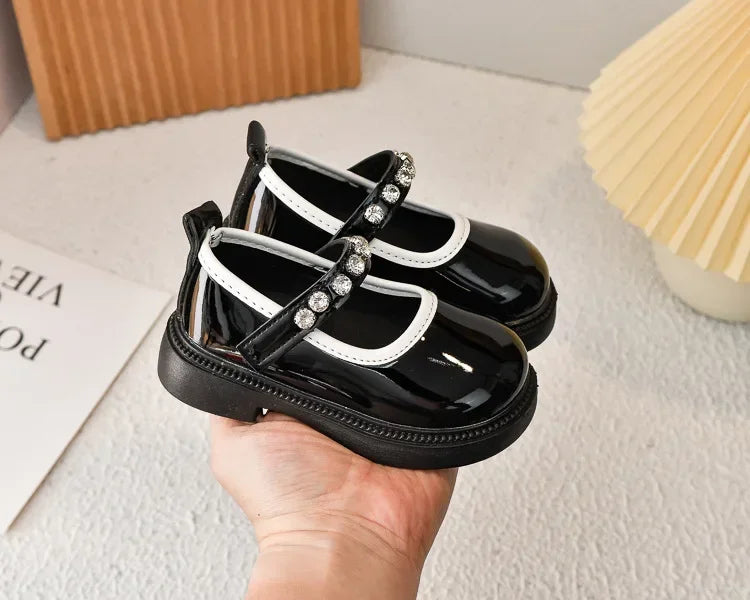 Girls Performance Shoes Round Toes Glossy 2025 Spring Autumn Kids Leather Shoes Pu Soft Sole Girls Flat Shoes Non-slip Ins Trend