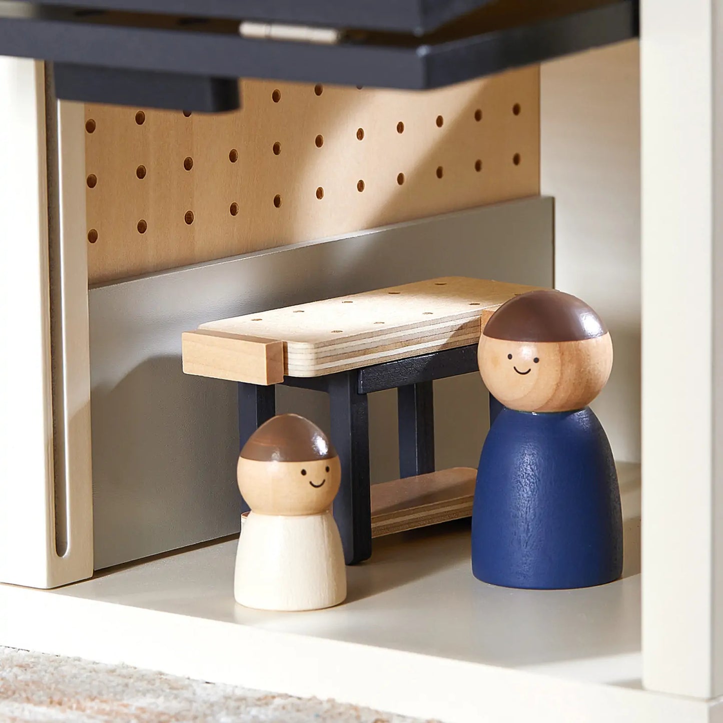 Wooden Dollhouse - Garage