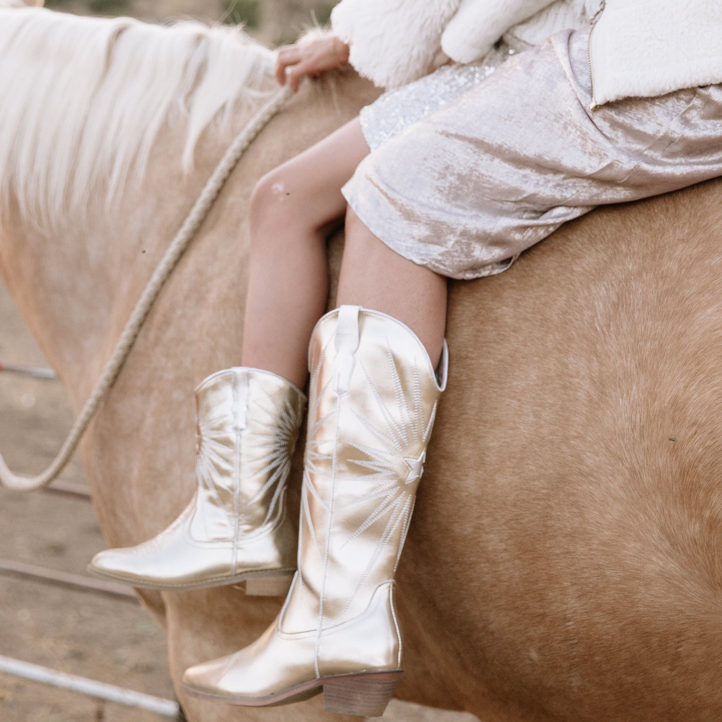 Lager Women's Goldie Cowgirl Boots