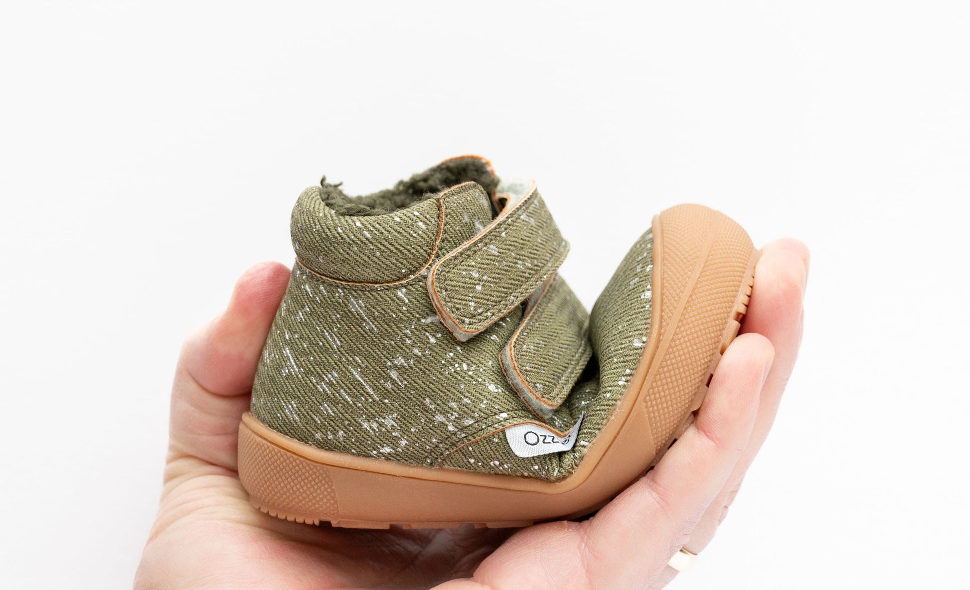 Little Hiker Barefoot Toddler Boots – Warm & Flexible Sole - GuGuTon baby store - Baby Fashion - Toddlers Outfits - Babies Outfits - Toddler Clothes - Kids Clothing - Newborn Clothes - Newborn Wear - Kids Wear - Trending Clothes - Trending Outfits - Fall Fashion - Winter Fashion - Girls Clothes - Boys Clothes - Babies Wear - Kids Accessories - KidsWear - Summer Clothes - Summer Fashion - Summer Trend - Falls Sweaters - Tops - Bottom - Jeans - Blouse - Dresses - Newborn Dresses - Toys