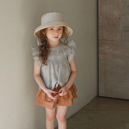 Avery Girls Sweet Cutout Edge Fly Sleeve T-Shirt - GuGuTon baby store - Baby Fashion - Toddlers Outfits - Babies Outfits - Toddler Clothes - Kids Clothing - Newborn Clothes - Newborn Wear - Kids Wear - Trending Clothes - Trending Outfits - Fall Fashion - Winter Fashion - Girls Clothes - Boys Clothes - Babies Wear - Kids Accessories - KidsWear - Summer Clothes - Summer Fashion - Summer Trend - Falls Sweaters - Tops - Bottom - Jeans - Blouse - Dresses - Newborn Dresses - Toys